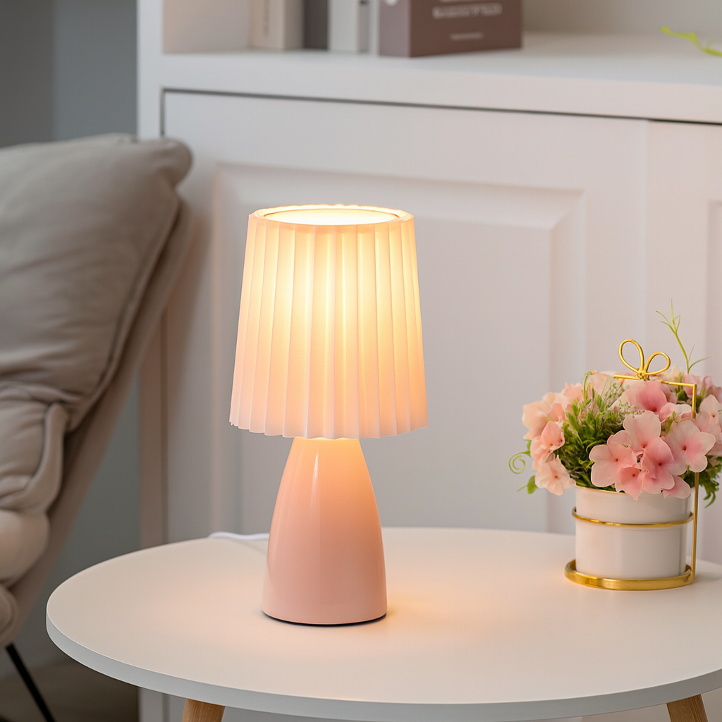 Solara Luxe Table Lamp