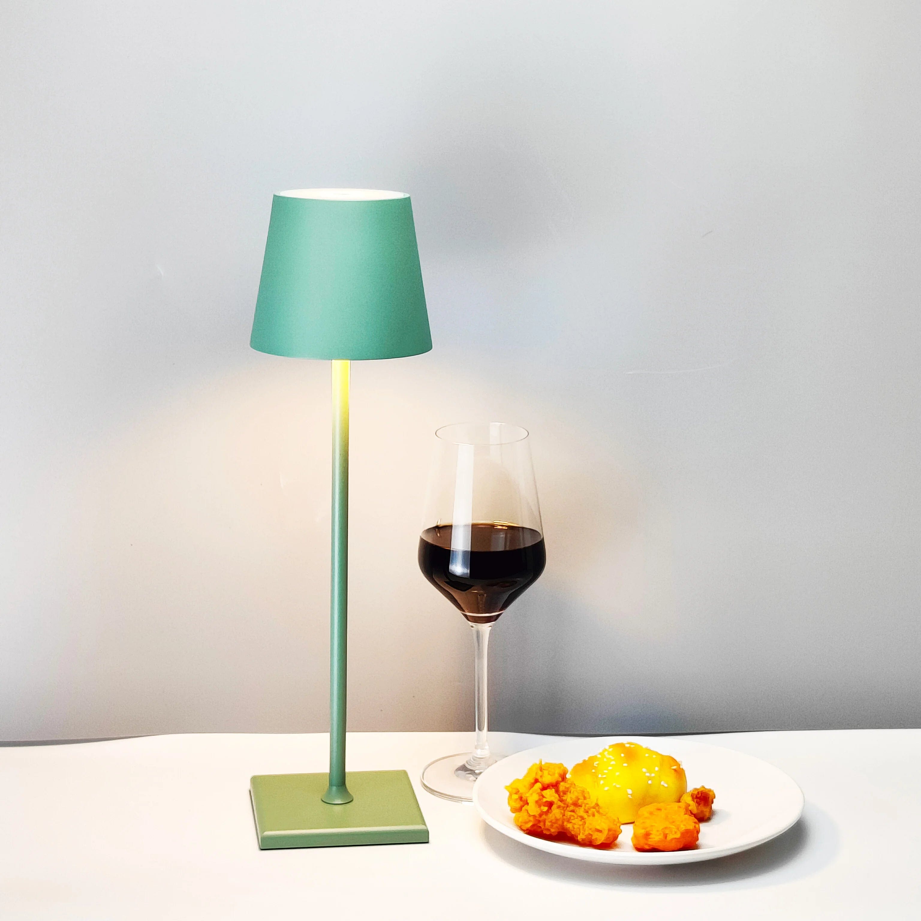 Bliss Jet Desk Lamp