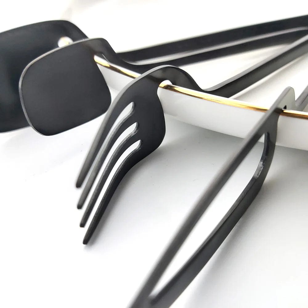 Zenith Dinnerware Set