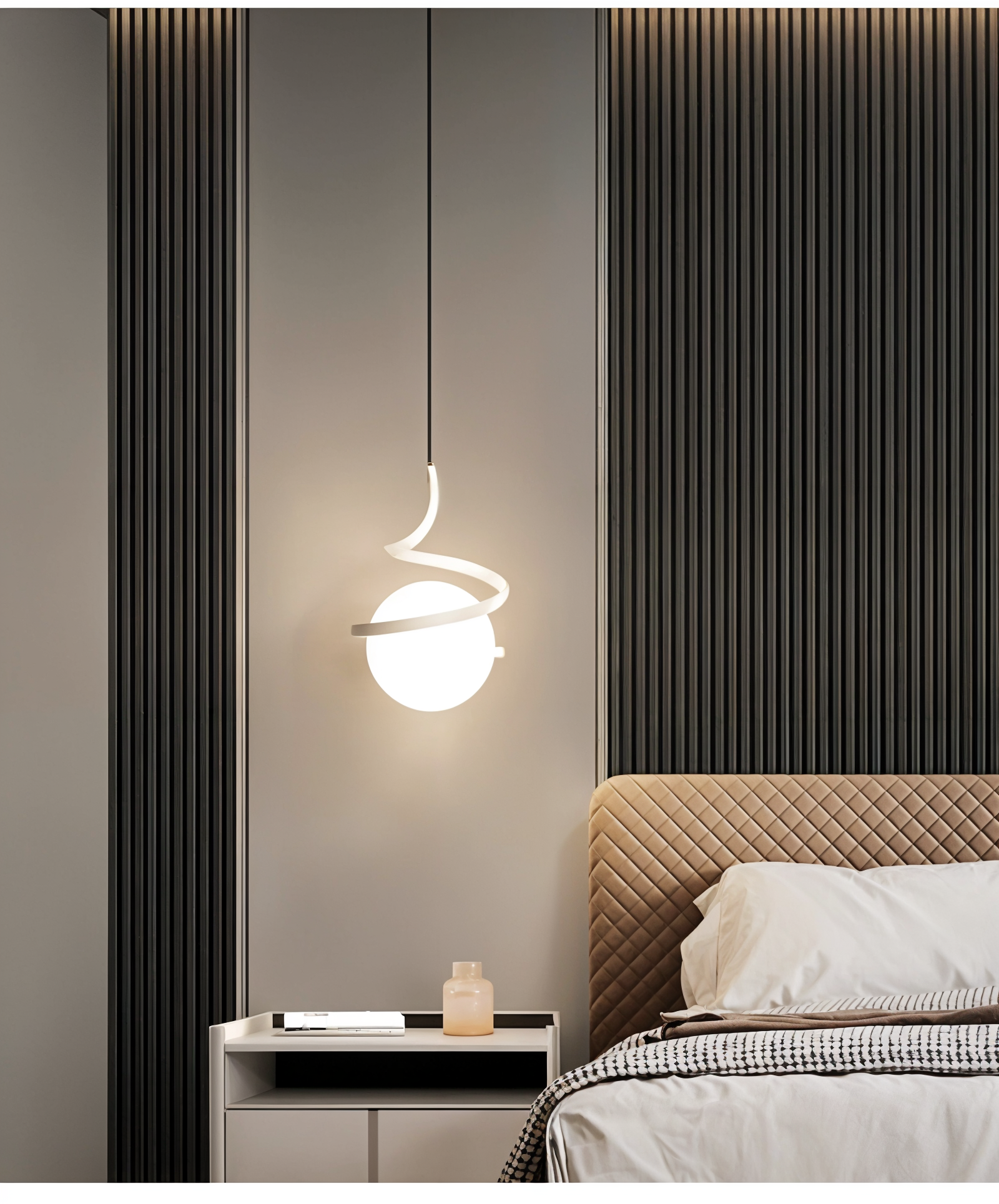 Solar Whisper Pendant Lamp