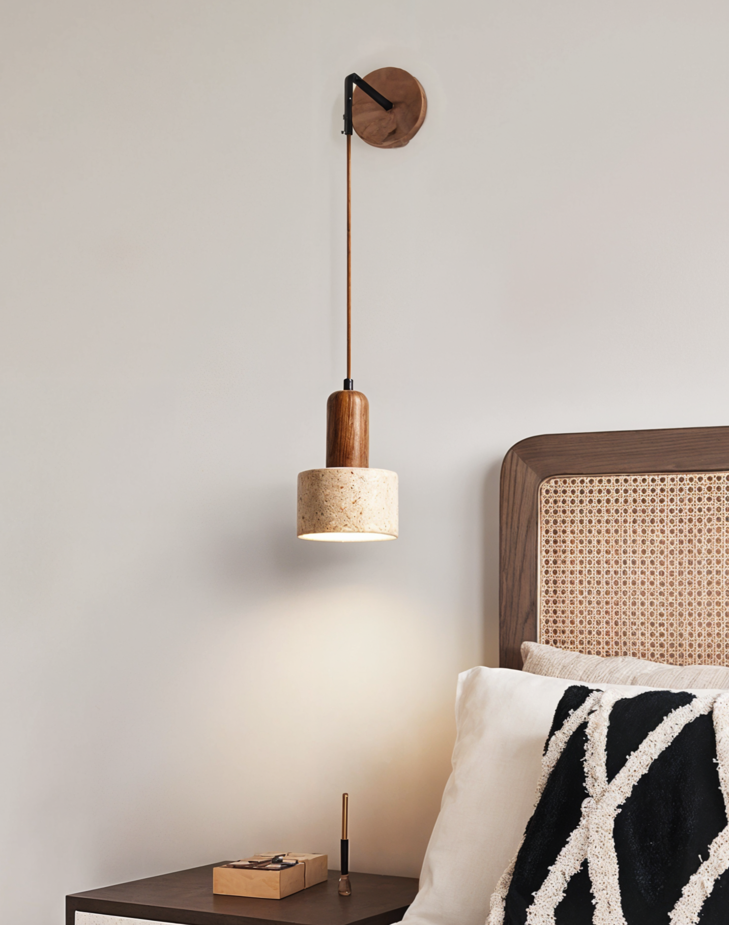 Solaris Horizon Wall Sconce
